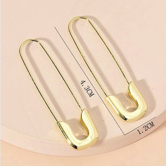 Safety Pin Gold Plated Earrings - Picture 3 of 3